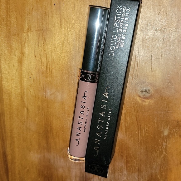 Anastasia Beverly Hills Liquid Lipstick in Crush New In Box Full-Size - Picture 1 of 4